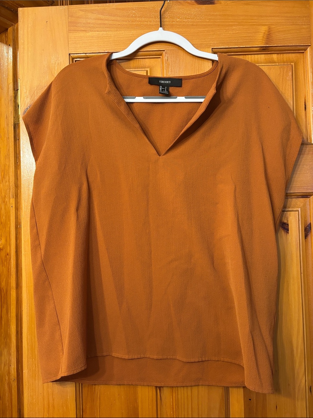 5/$25 Forever 21 Women's Rust Orange V-Neck Boxy Short Sleeve Top